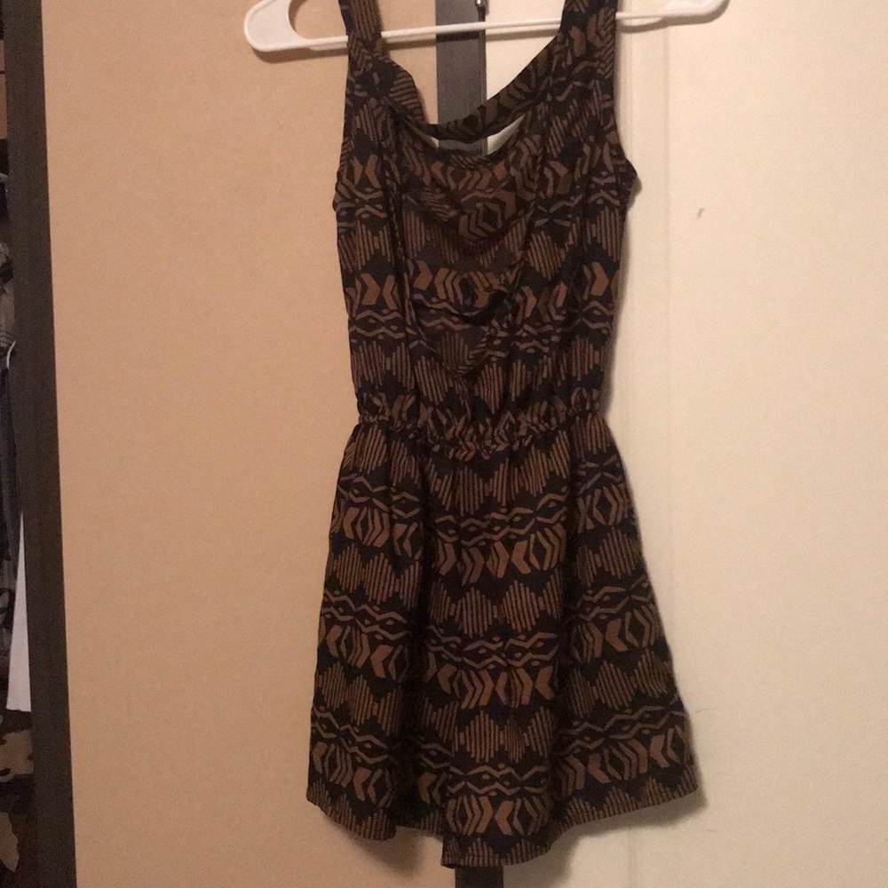 Romper - Picture 2 of 2